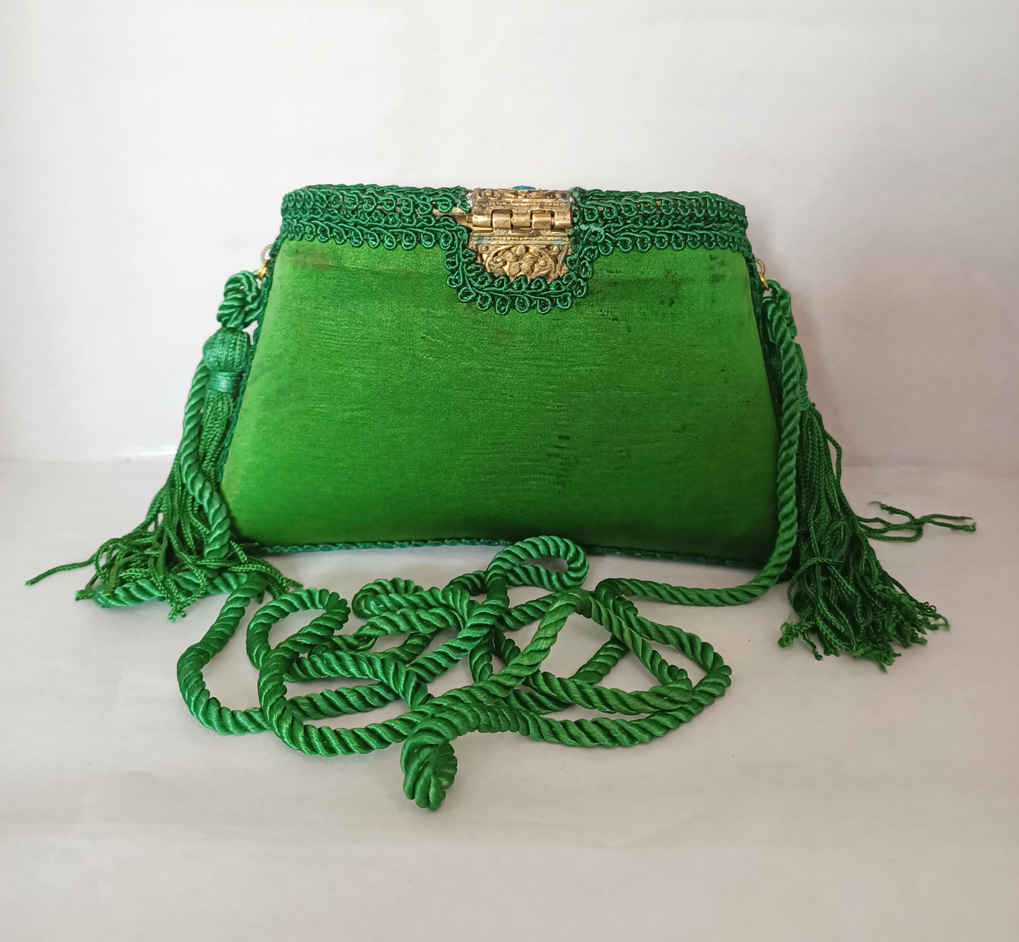 New Flower Embroidery Stone Purse Green Color
